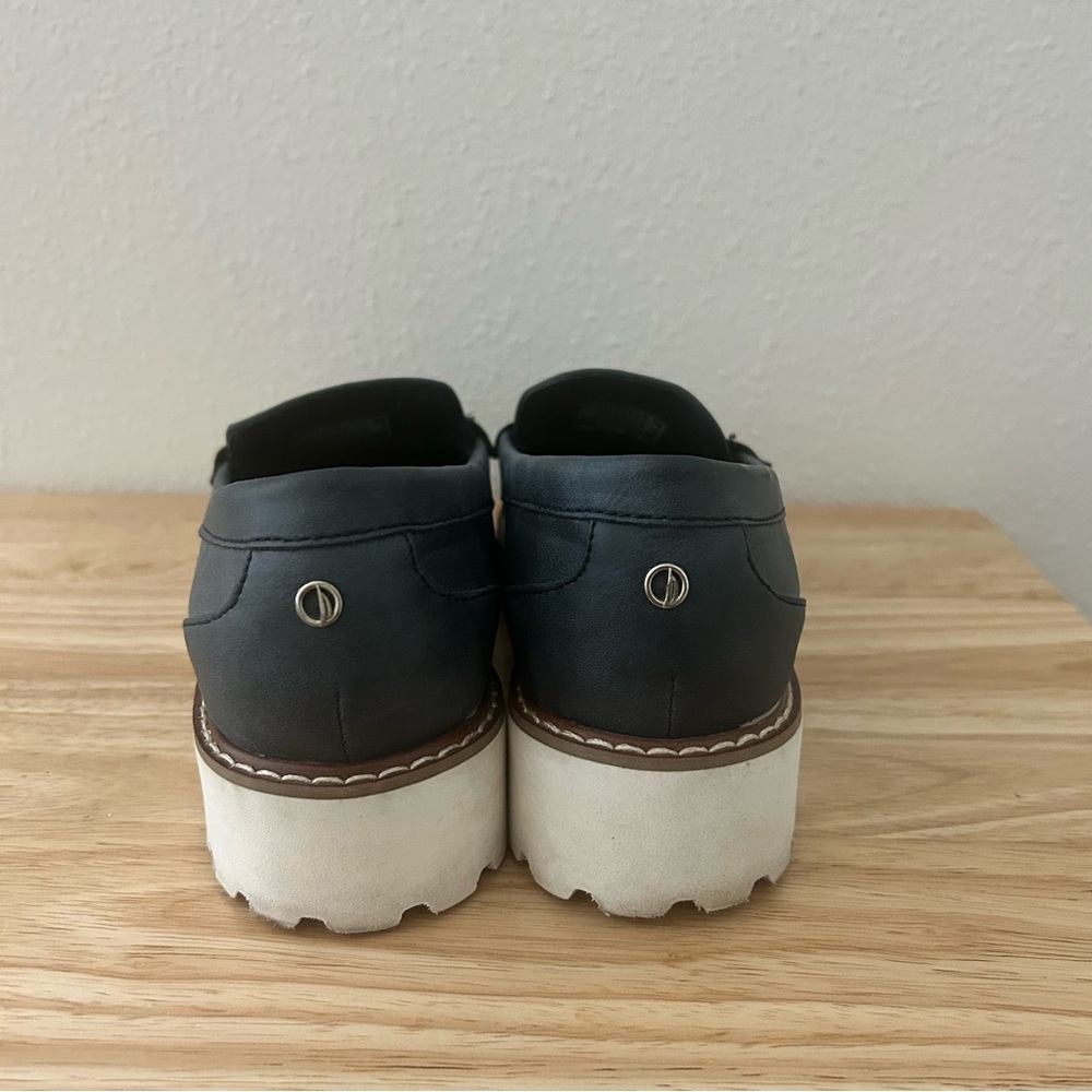 Nautica Navy and White Loafers - Picture 5 of 15